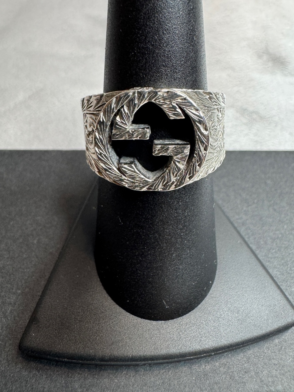 Gucci Interlocking G Arabesque 925 Silver Ring Size 18 (7.5-8.5) Unisex